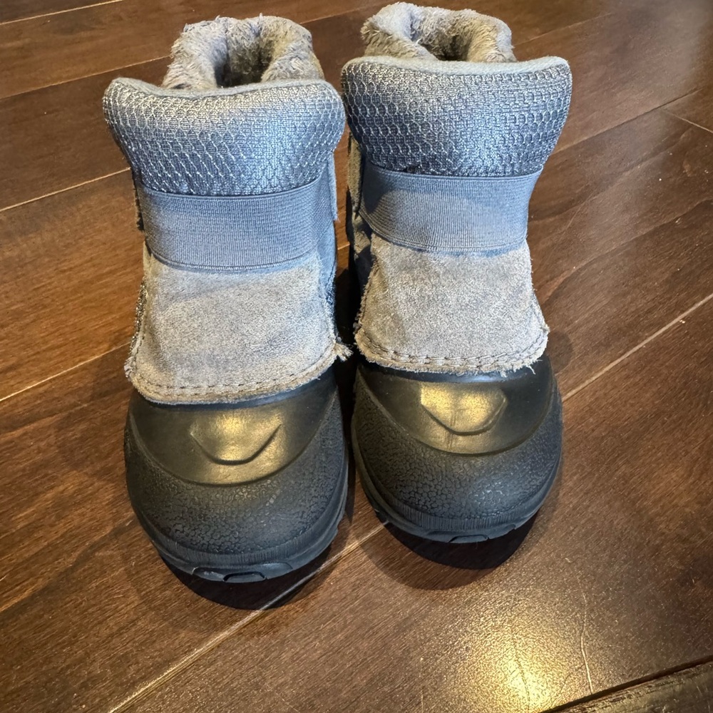 The North Face Kids Gray and Black Snow Boots